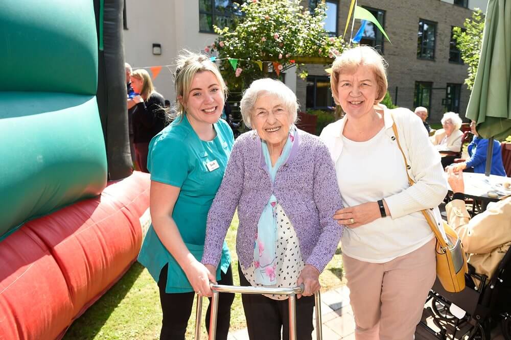 Cairdean House, Colinton, Edinburgh by Care UK nursing jobs, care jobs, clinical & healthcare jobs and careers information by Nurses.co.uk